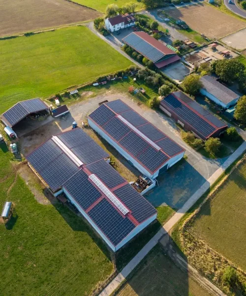 Bâtiments agricoles équipés de panneaux solaires